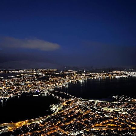Tromso'S Best Location? City & Nature 5 Mins Away. Exterior photo