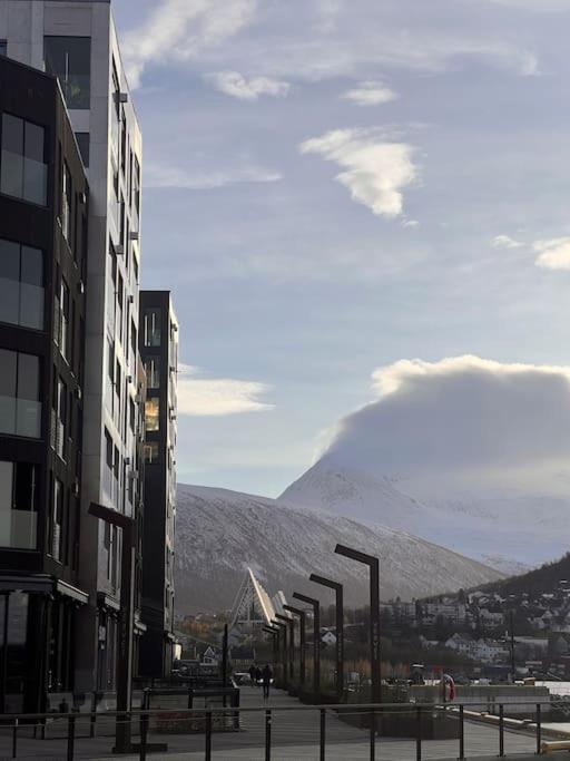 Tromso'S Best Location? City & Nature 5 Mins Away. Exterior photo